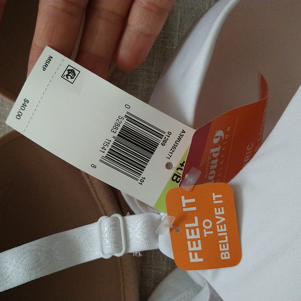 Two NWT 🍂Warners Cloud -9 Bra 🍂size 40B🍂 - Picture 10 of 11
